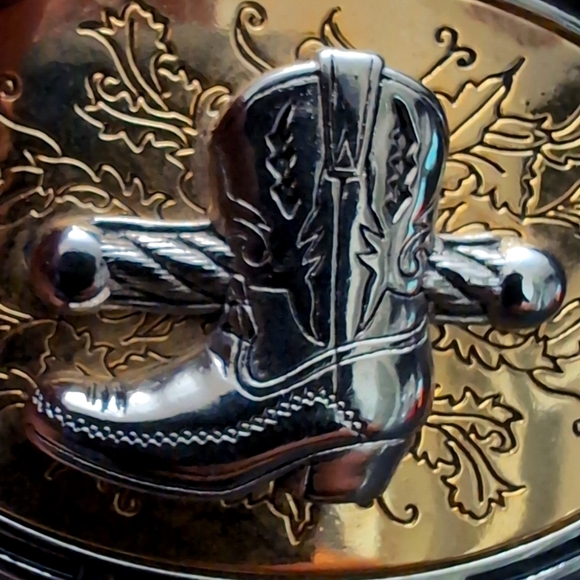Tosoni Selleria Western Gold/Silver Toned Cowboy Boots Belt buckle. - Picture 2 of 7